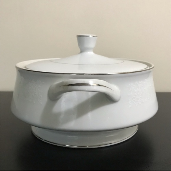 Crown Victoria Fine China Lovelace Covered Casserole Dish Pot | Platinum Trim - Picture 7 of 13